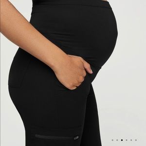 Figs brand maternity scrub bottoms